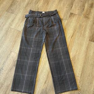 a new day Women's Checkered Capris with Belt - Black and White